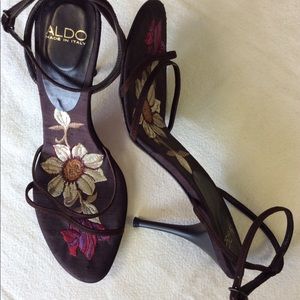 ALDO Dark Brown with Flowers pants size 10 M.